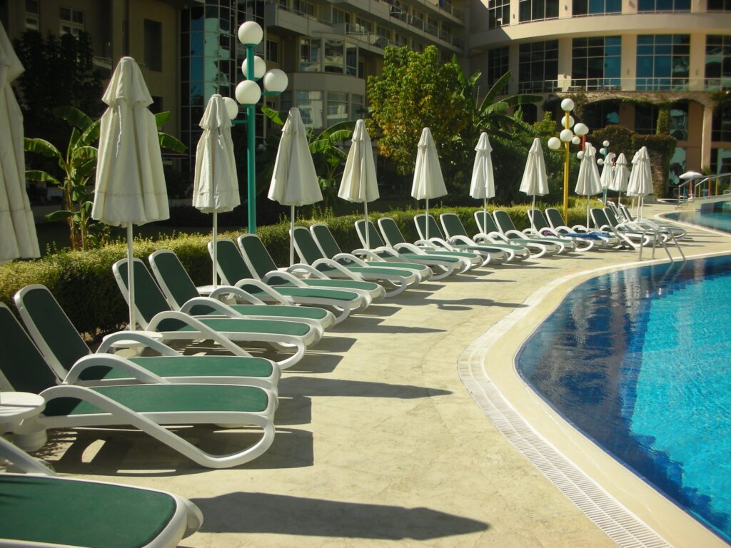 Leżaki do aquaparku