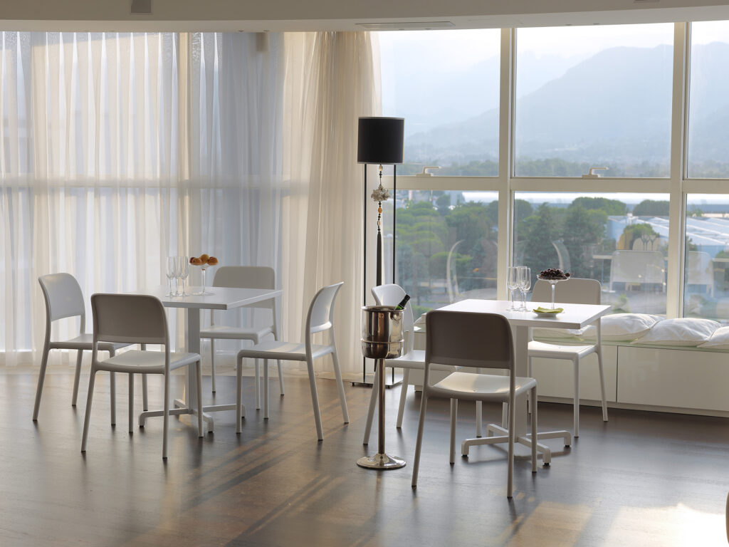 Meble do restauracji ekskluzywne Nardi